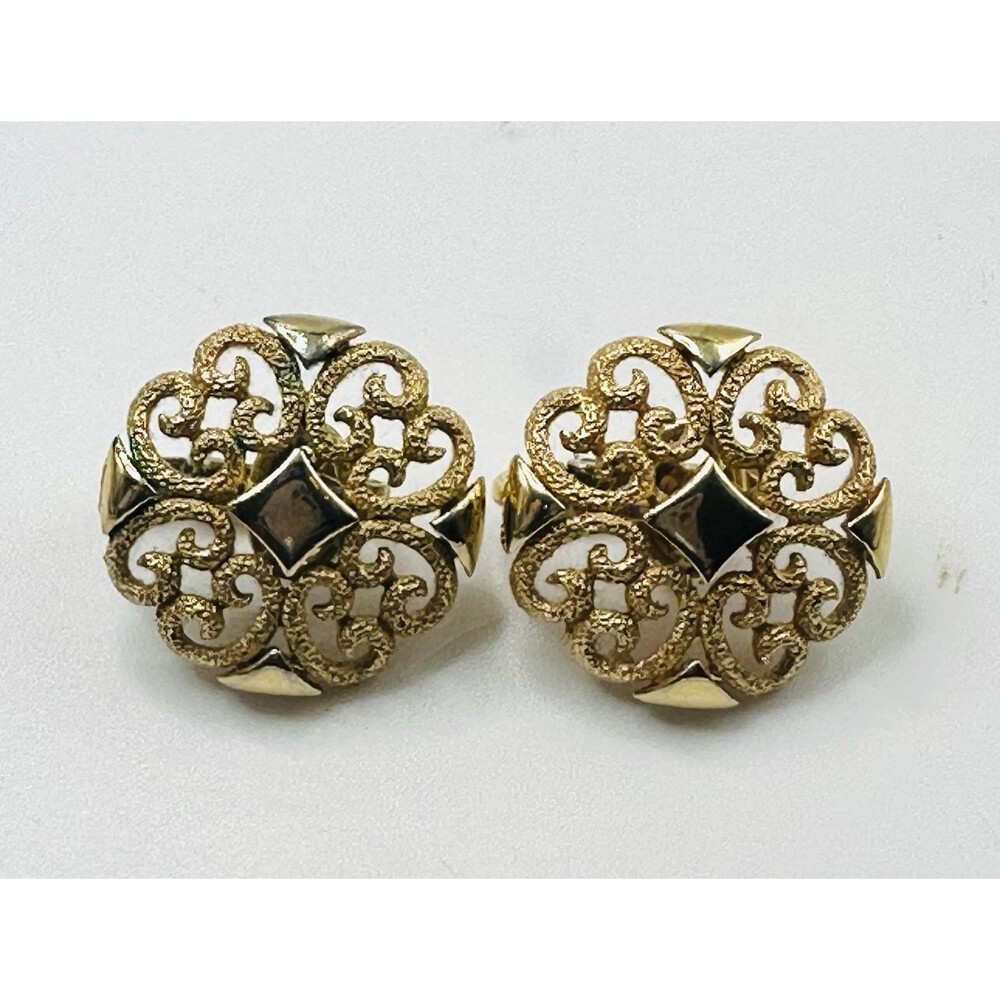 Vintage Avon Signed Gold Tone Filigree Clip On Earrings Textured Scroll Design
